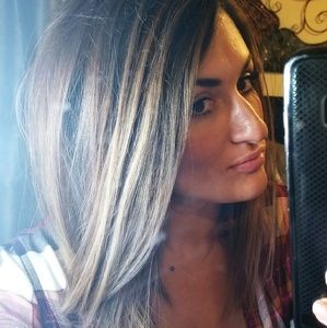 Meet your Posher, Britney